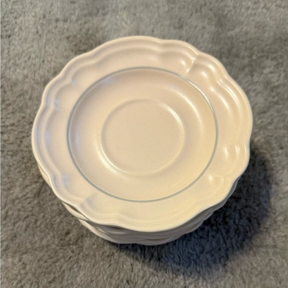 Pfaltzgraff Heirloom 6" Set of 7 pieces Saucer LIght Gray Scalloped Heavy Sturdy